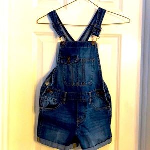 Girls Oshkosh denim overall shorts